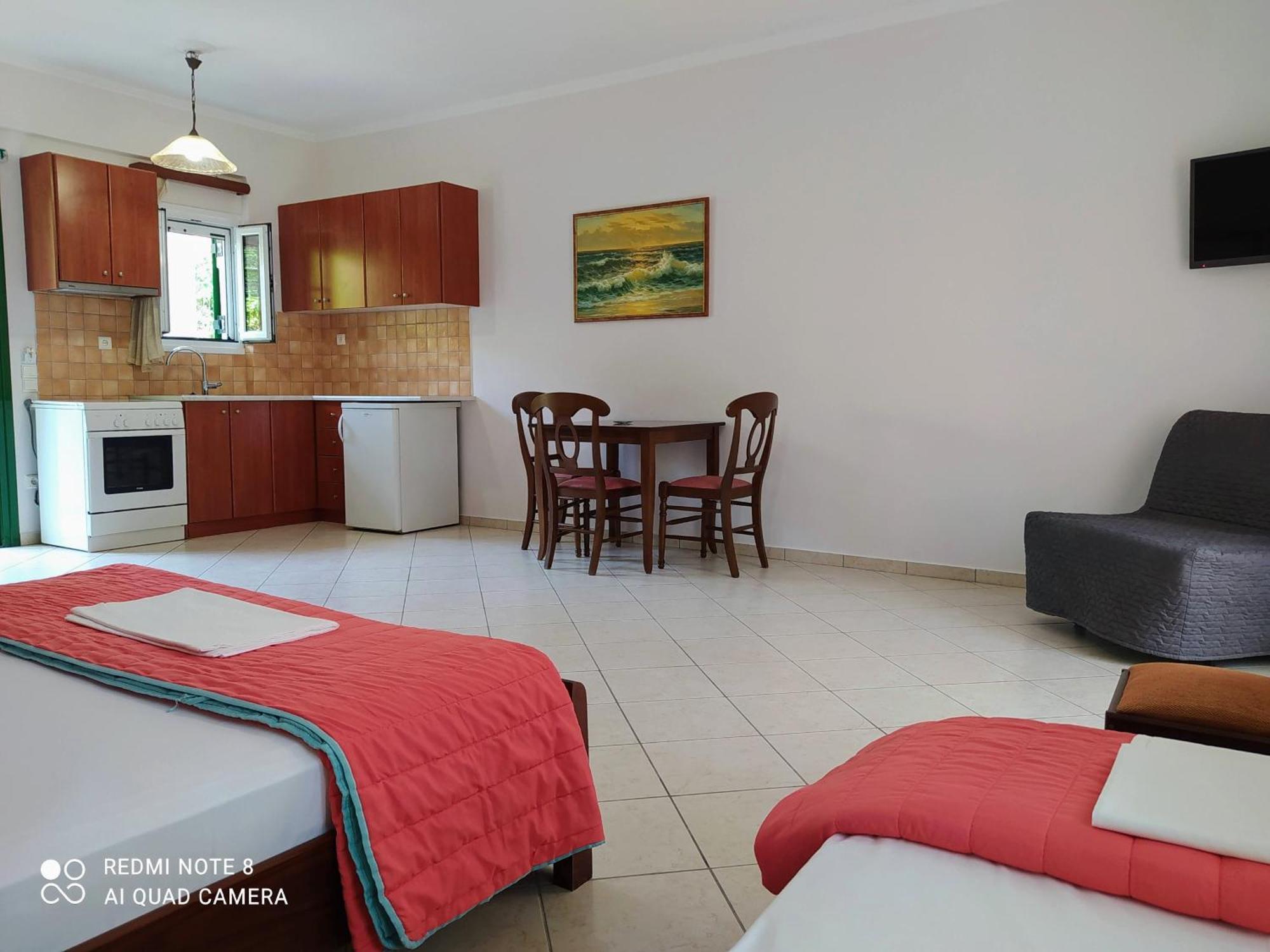 Aparthotel Oasis Exclusive Parga Pokoj fotografie