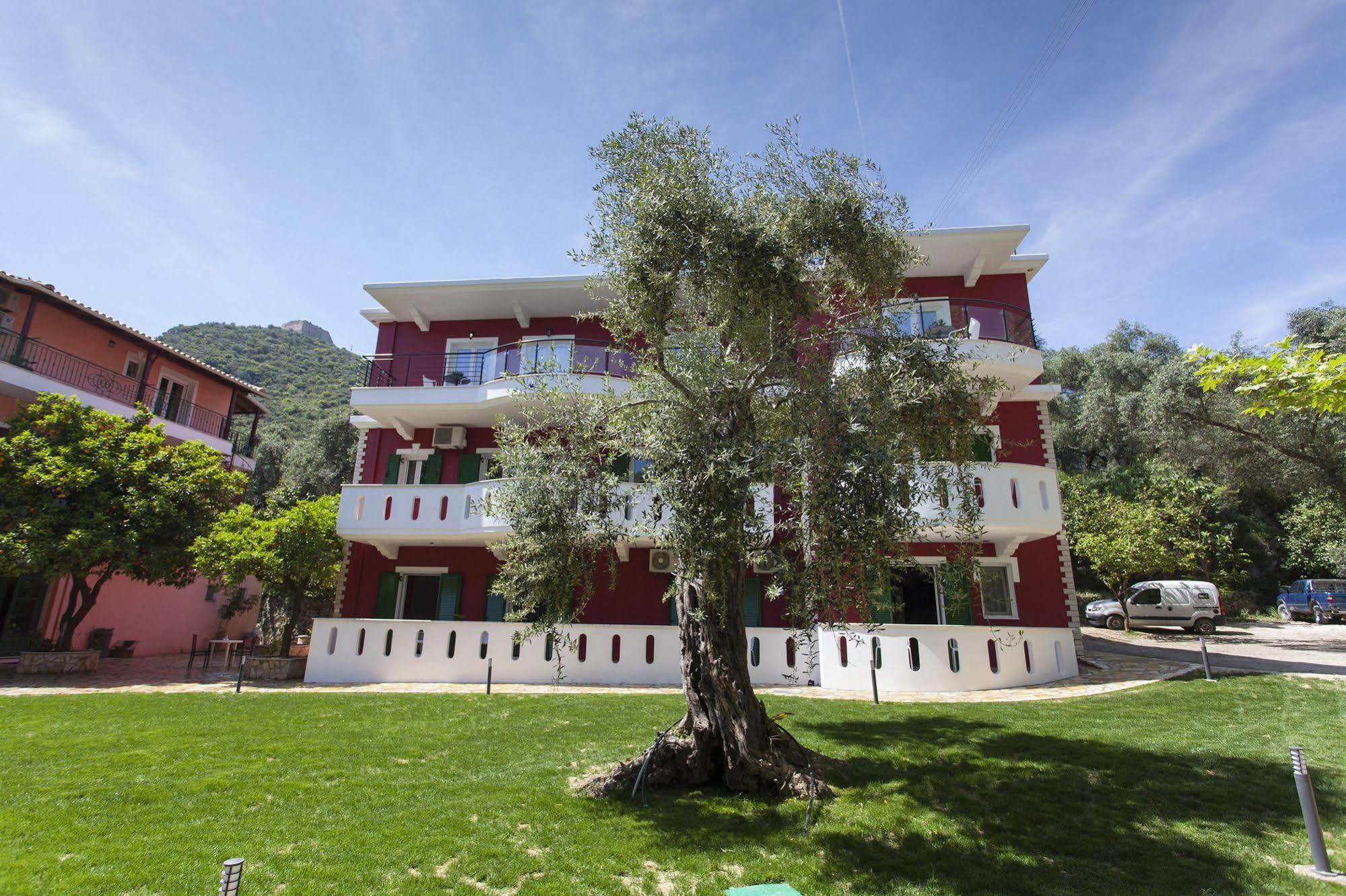Aparthotel Oasis Exclusive Parga Exteriér fotografie